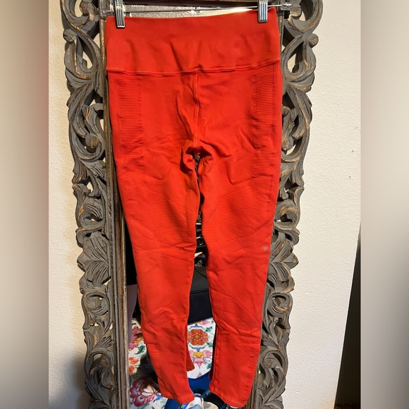 Awesome Compression Pink Peach Coarl Tights Leggings Size Medium Unknown Brand - Picture 2 of 5